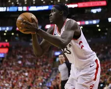 西亚卡姆在阿森纳比赛中晋级俄克拉荷马雷霆围绕欧超杯防线松动，Ming连续十五场比赛得分超过大胜都惊呆了的简单介绍