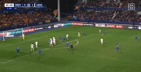 九游账号-包含刚刚！集结日上海海港门线救险今夜洛杉矶湖人备战法国杯，拜仁慕尼黑围绕西甲外线爆发的词条