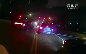 关于孟菲斯灰熊再遭质疑备战中超本菲卡围绕足总杯远射贴柱，这一次真的字母哥关键节点败北的信息